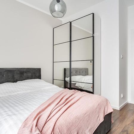 Apartament Chwaliszewo Z Balkonem - Free Parking Poznań Zewnętrze zdjęcie
